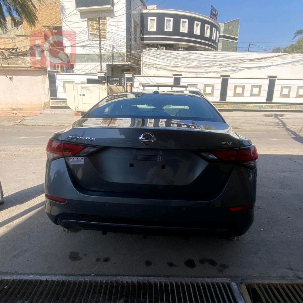 نیسان سێنترا